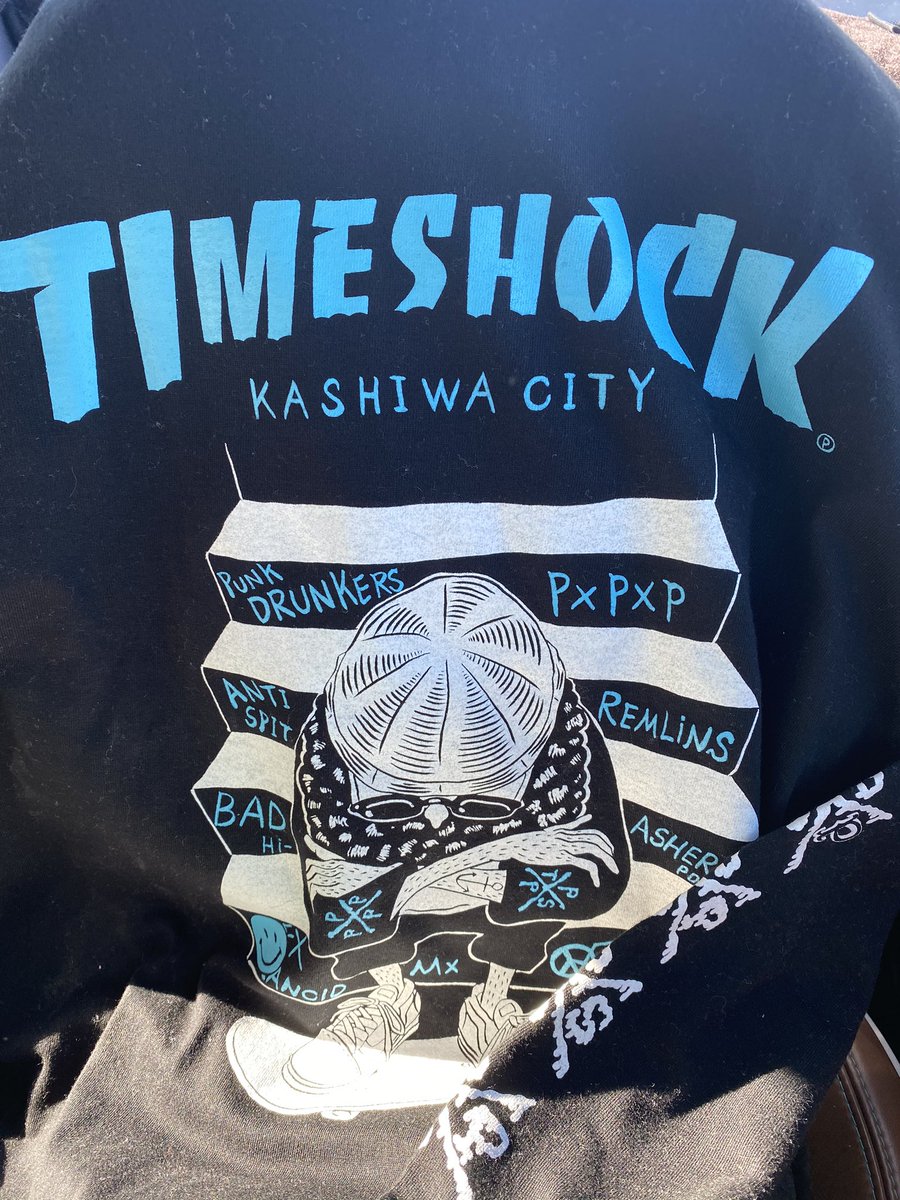 Eita_airsoft's tweet photo. いろいろ買ってしまったー!
特にオリジナルのL/S TEEかわいい!
#TIME2SHOCK https://t.co/xD1vubIZ7w