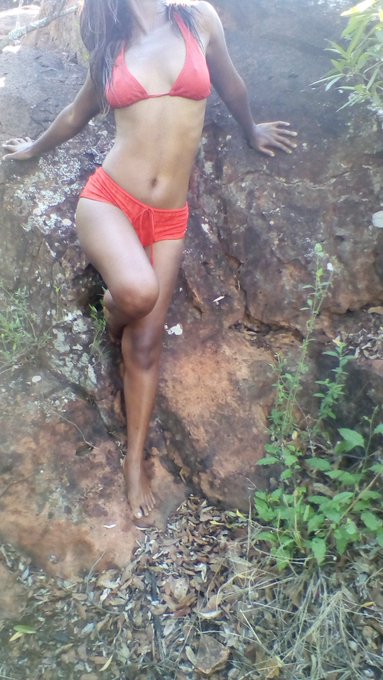 Uncensored image on my onlyfans. I take it all off https://t.co/6udHk837nN