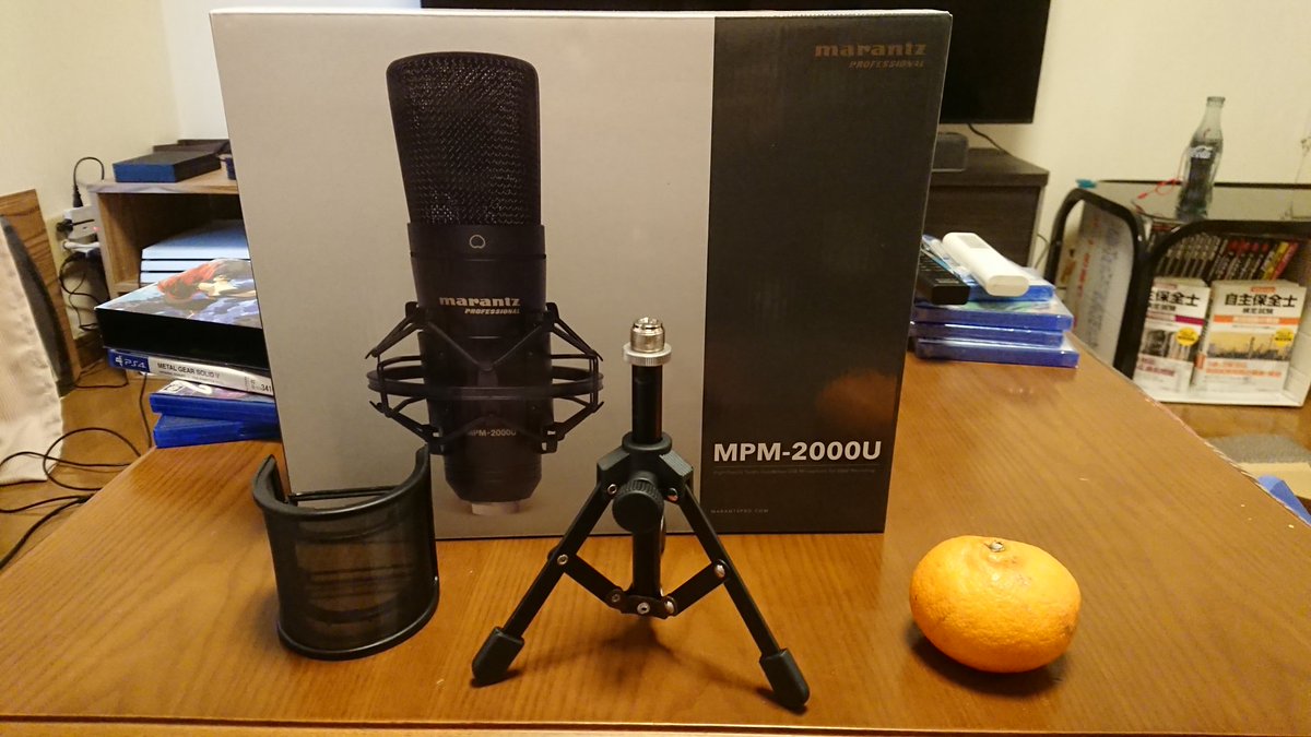 COBYxBRZ's tweet photo. マイク届いた
さて、これでクソボイスをマイクのせいに出来なくなった
#MPM2000U #marantzpro #マイク

やヴぇインパクトドライバーみたいなケース
中もカッコいい！
あれ、このケース マイクの後ろに立てりゃ吸音材になるんじゃ https://t.co/piegrxSXcN