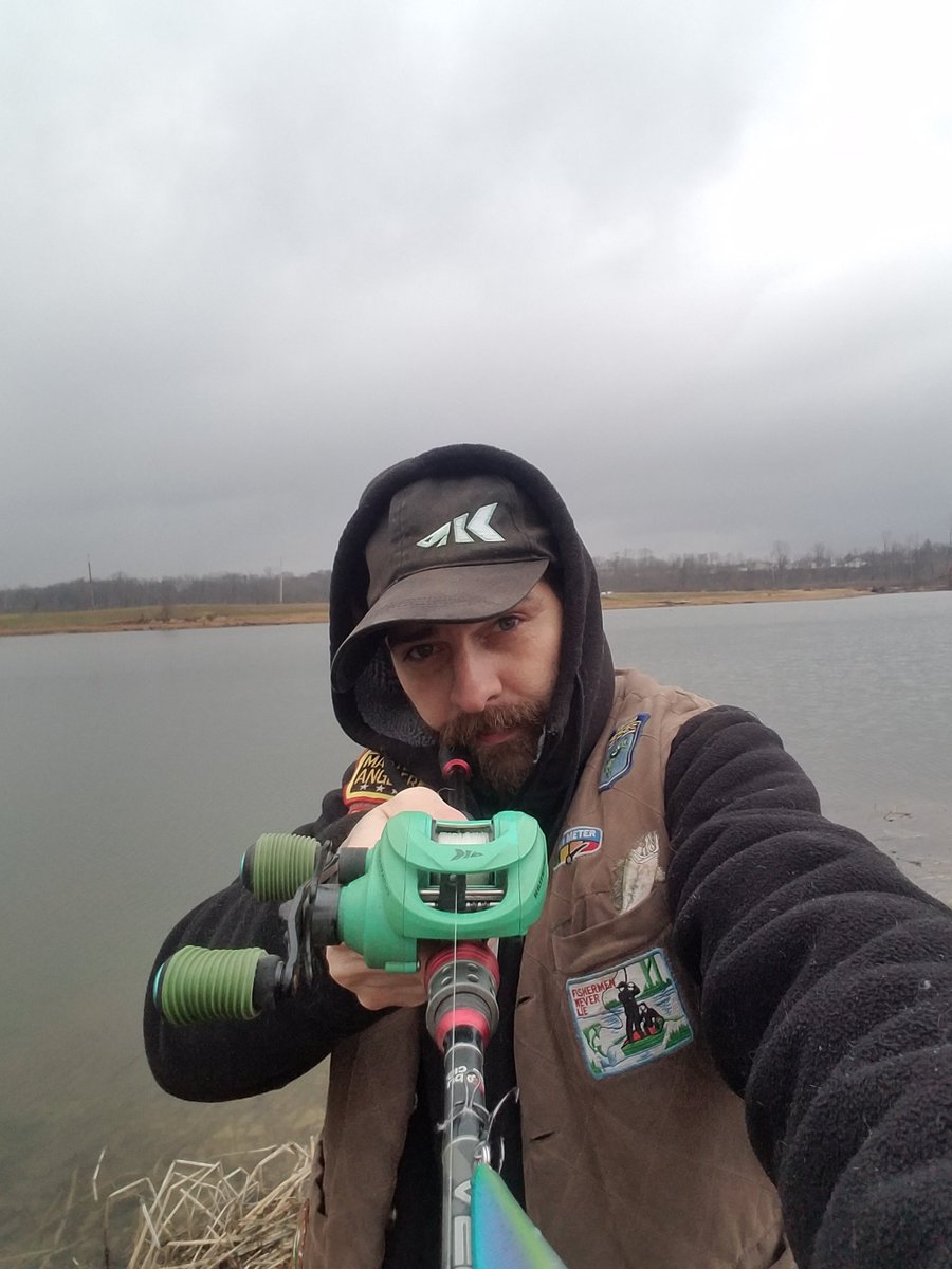 bruisedfriut's tweet photo. I switched to @KastKingUSA because I needed a new reell  and the company I was using had gone out of business. So I did some research and kastking had amazing reviews,  so I tried one of the reels out and I have been hooked since.
#everyday #fishing #fishdayton  #wygerzengardens https://t.co/Zb7Dpwqr3A