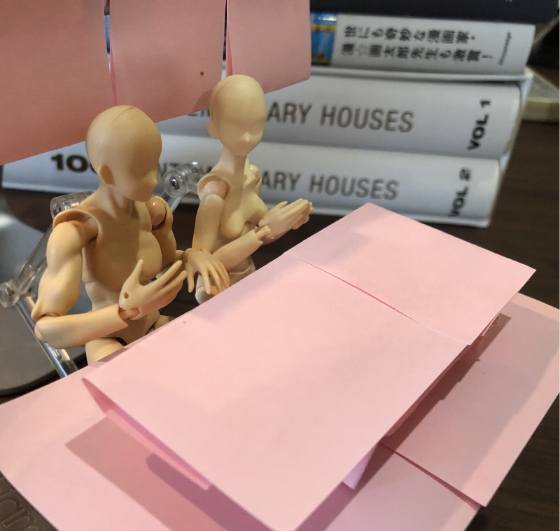 とても楽しかったおでん制作過程?
出先で構図が浮かんだからレシートの裏にメモ→付箋で工作。いい感じにふたりとおでんが収まる広角の構図探しでした。 