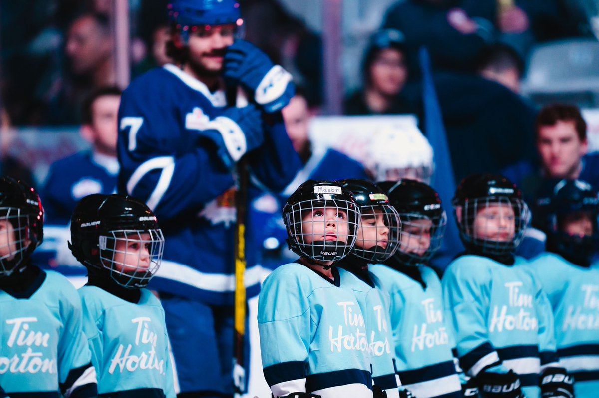 TorontoMarlies's tweet photo. Inspiring the next generation of Marlies fans.

#ForeverStartsHere #NextGenGame https://t.co/aR28zlckLW