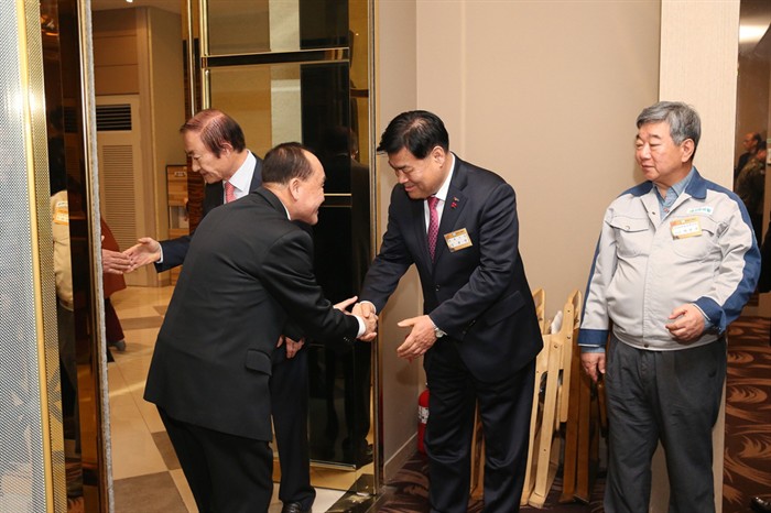 [moi] 새 출발 다짐하는 새해 첫  omn.kr/1m7lb #모이 #동해 #새해복많이받으세요😉moi는 일상의 이야기를 누구나 쉽게 나눌 수 있는 공간입니다