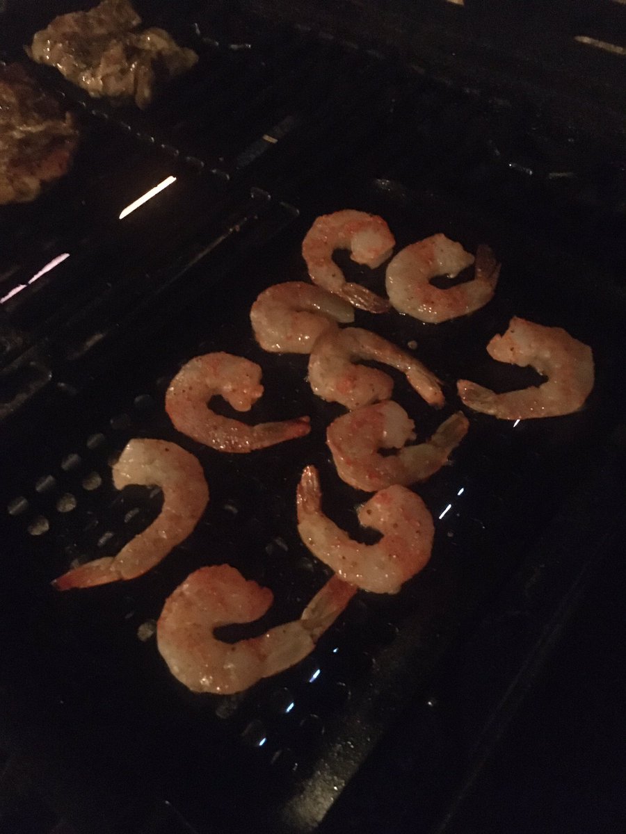 FiddlingFire's tweet photo. Closing Christmas vacation off right! Let’s see what 2020 brings! #fiddlingwithfire #2020mood https://t.co/UlrGs0t1HM