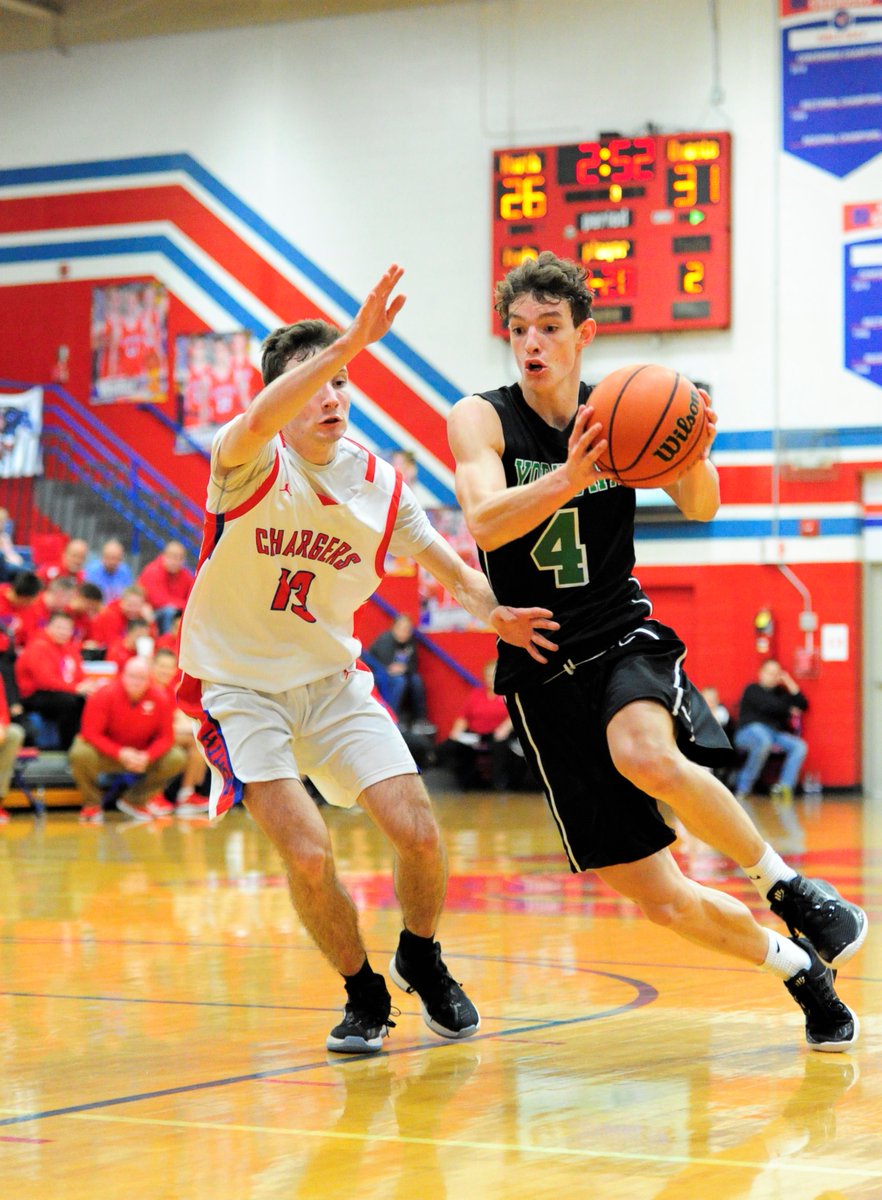 HoosierHSHoops's tweet photo. At the Charger Holiday Classic @LukeDunn4 continued to show why many are calling him one of the elite players in the state as @YHSAthletics defeated the host @NDChargers in a hard-fought game. #indianahighschoolbasketball @IHSAA1 https://t.co/aSsSPe0GXG