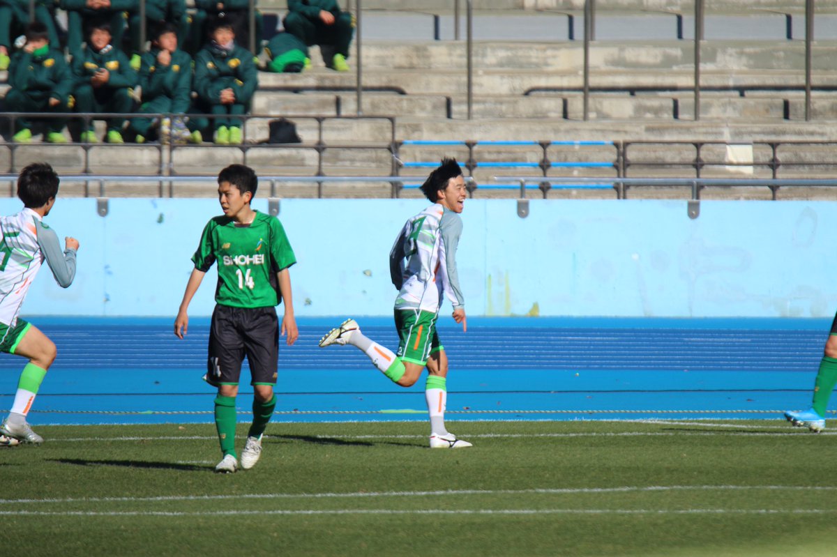 Kazunari A Twitter 高校サッカー選手権準々決勝等々力第1試合終了 青森山田 3 2昌平 昌平が須藤直輝 山内太陽のゴールで1点差にするも青森山田が耐えきり準決勝に進出 高校サッカー