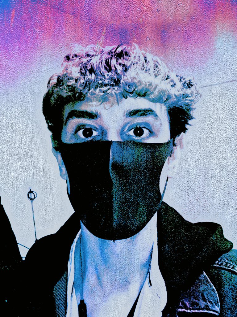 sideffect00's tweet photo. #newsongs from another #ep coming later. #traveling overseas has been very insightful🎆Hope these  #vibes connect you to your #newyear #trap #Electronica #triphop #trippy #abstractart #SaturdayMood #witchhouse #ambientmusic🕯https://t.co/9D7s7RGKbg🕯 https://t.co/fk6h8gzfAi https://t.co/Hmin3EdClI