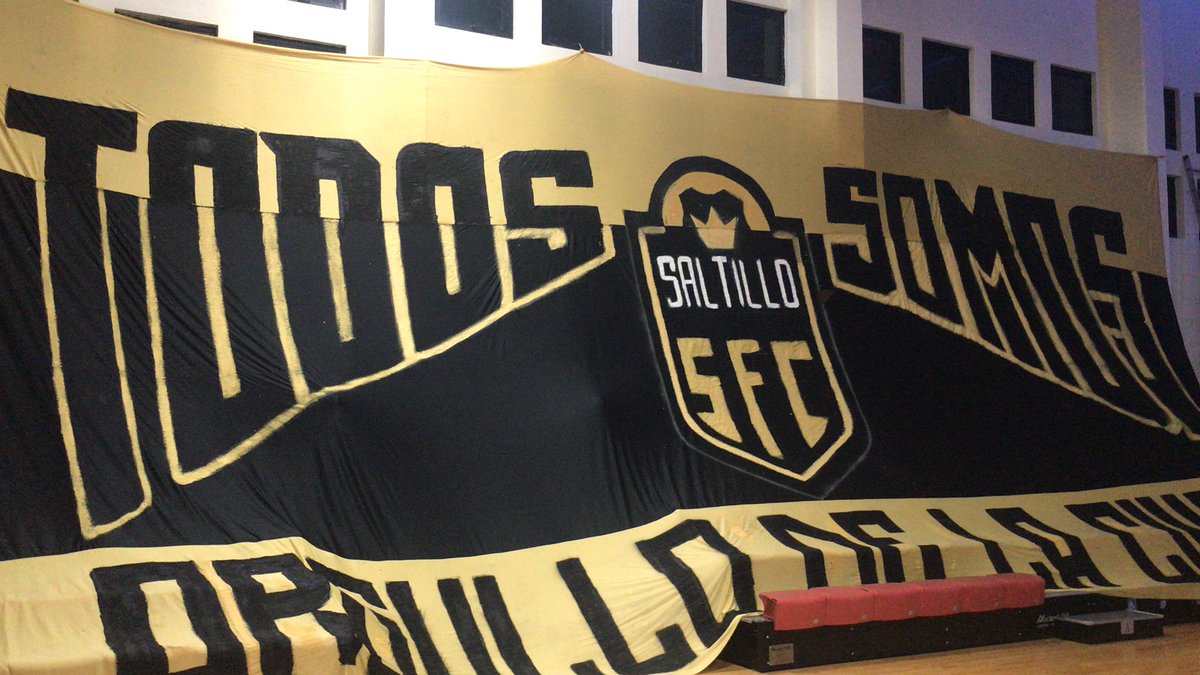 <a href="/AtletiSaltillo/">Saltillo Futbol Club</a> Gran presentación del equipo de casa, Digno de una ciudad vanguardia como Saltillo, aquí todos apoyando el equipo del futuro de la ciudad...