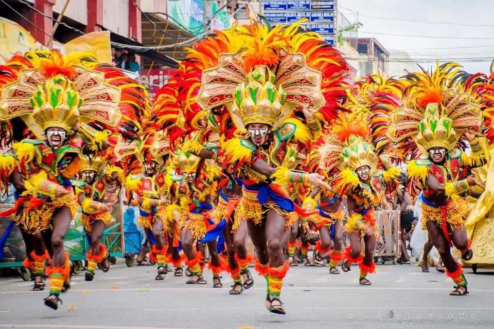 TitoBudsNiTan's tweet photo. Kamusta na ang lahat?

ASHTAN FOR DINAGYANG https://t.co/g4nILtml74