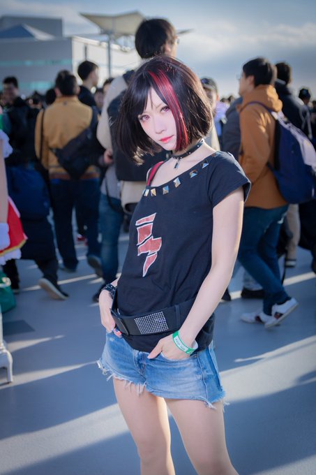 Twitterのコスプレ画像15