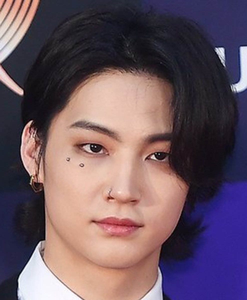 riizehq's tweet photo. LIM JAEBEOM (vulgo jaebum) QUEBRANDO PADRÕES E DANDO UMA VOADORA NA CARA DA COREIA EM HD 

QUE DIABO DE HOMEM PERFEITOOOO

@GOT7Official #GOT7 https://t.co/JBuZTyx87Q