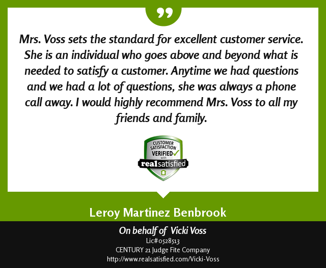 vickivoss's tweet photo. I’m truly honored when my friends trust me in this crazy business!  https://t.co/g7BNzbkV38 via @realsatisfied https://t.co/IeC7tqCCRh