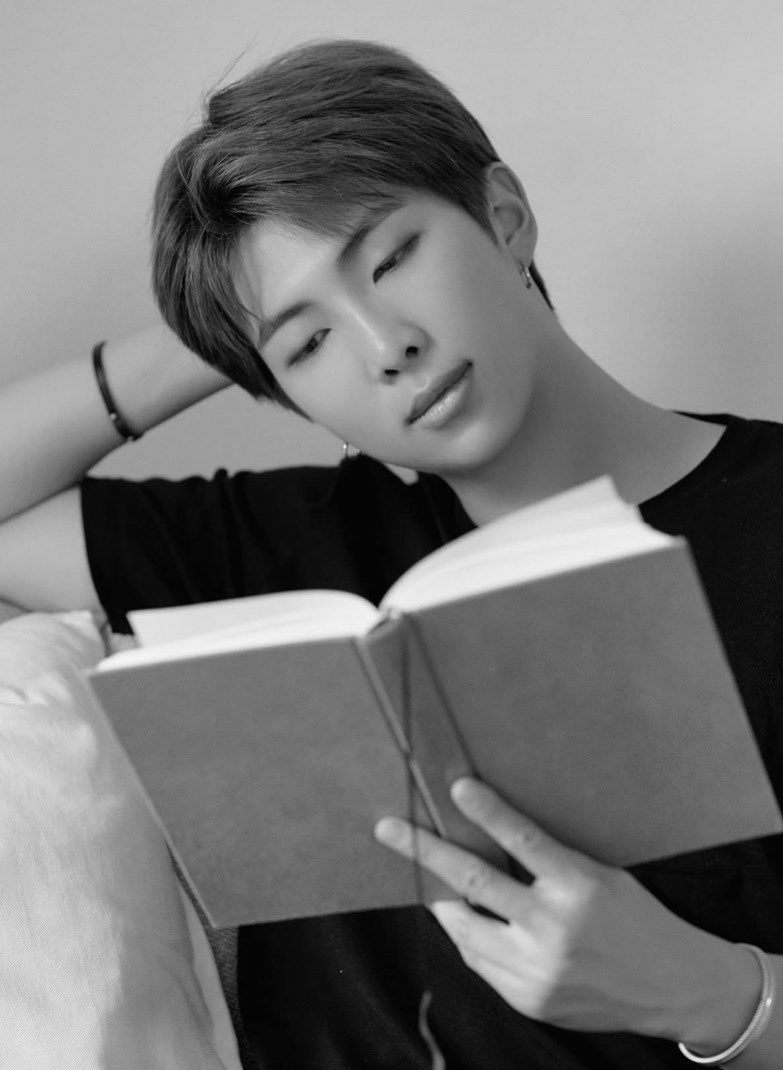 • Wonwoo : this one might not be as strong of a connection, but both tend to be really knowledgeable about the world we live in... both enjoy reading and learning so much, and they also always use their mistakes as a learning experience... both are rappers, as well