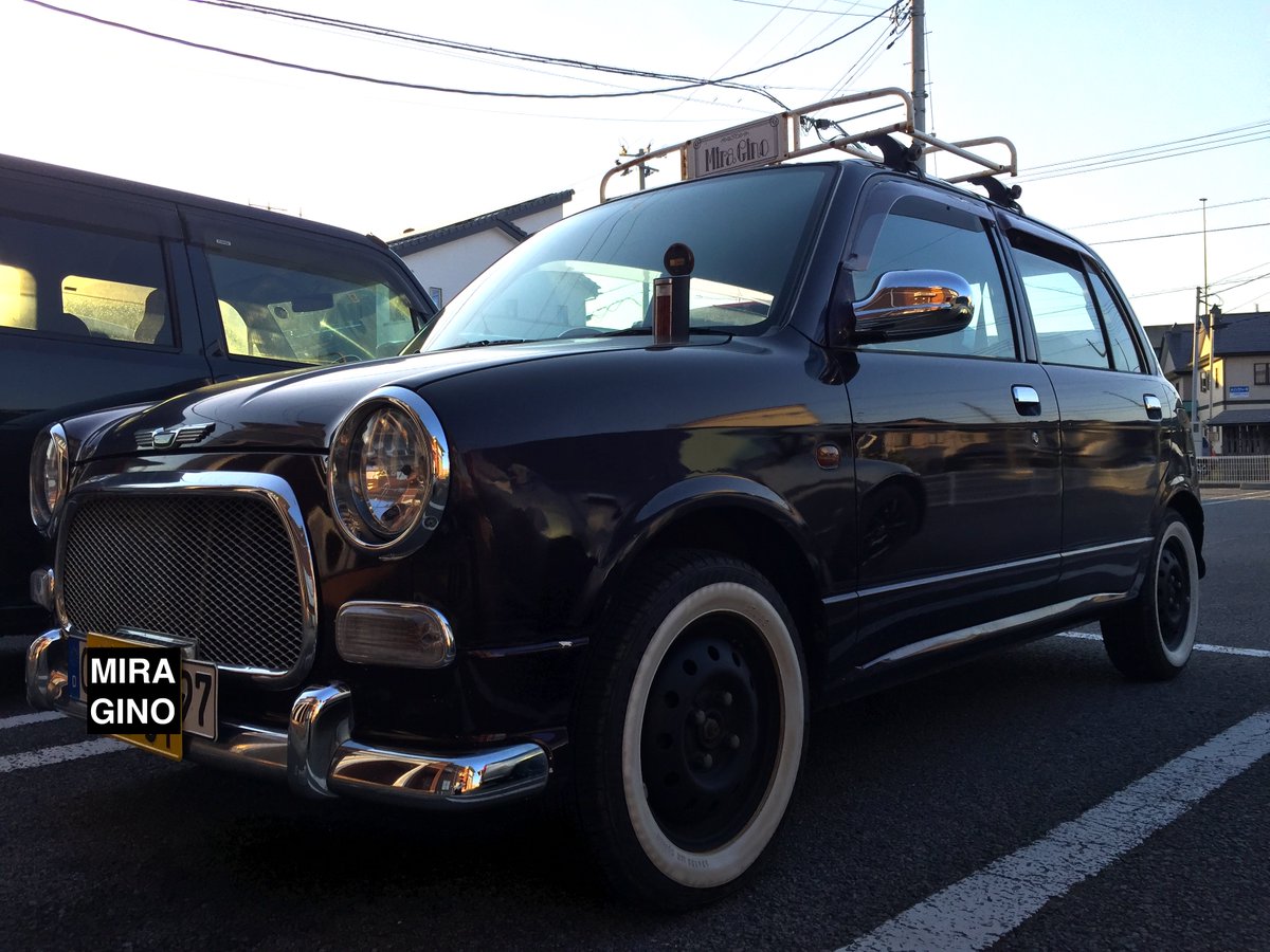 Shota そんな僕は旧車チックなのが好きなのでミラジーノに乗っています Mira Miragino ダイハツ 旧車 レトロ Mini ミニクーパー
