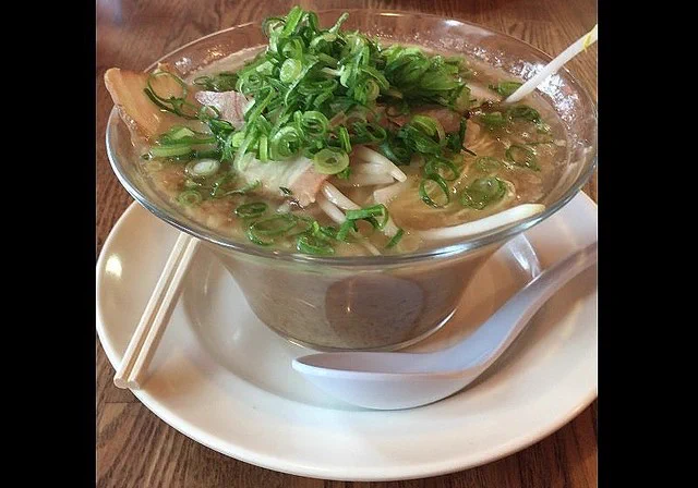 【背脂好きに朗報！】”背脂100％のラーメン”が登場！！