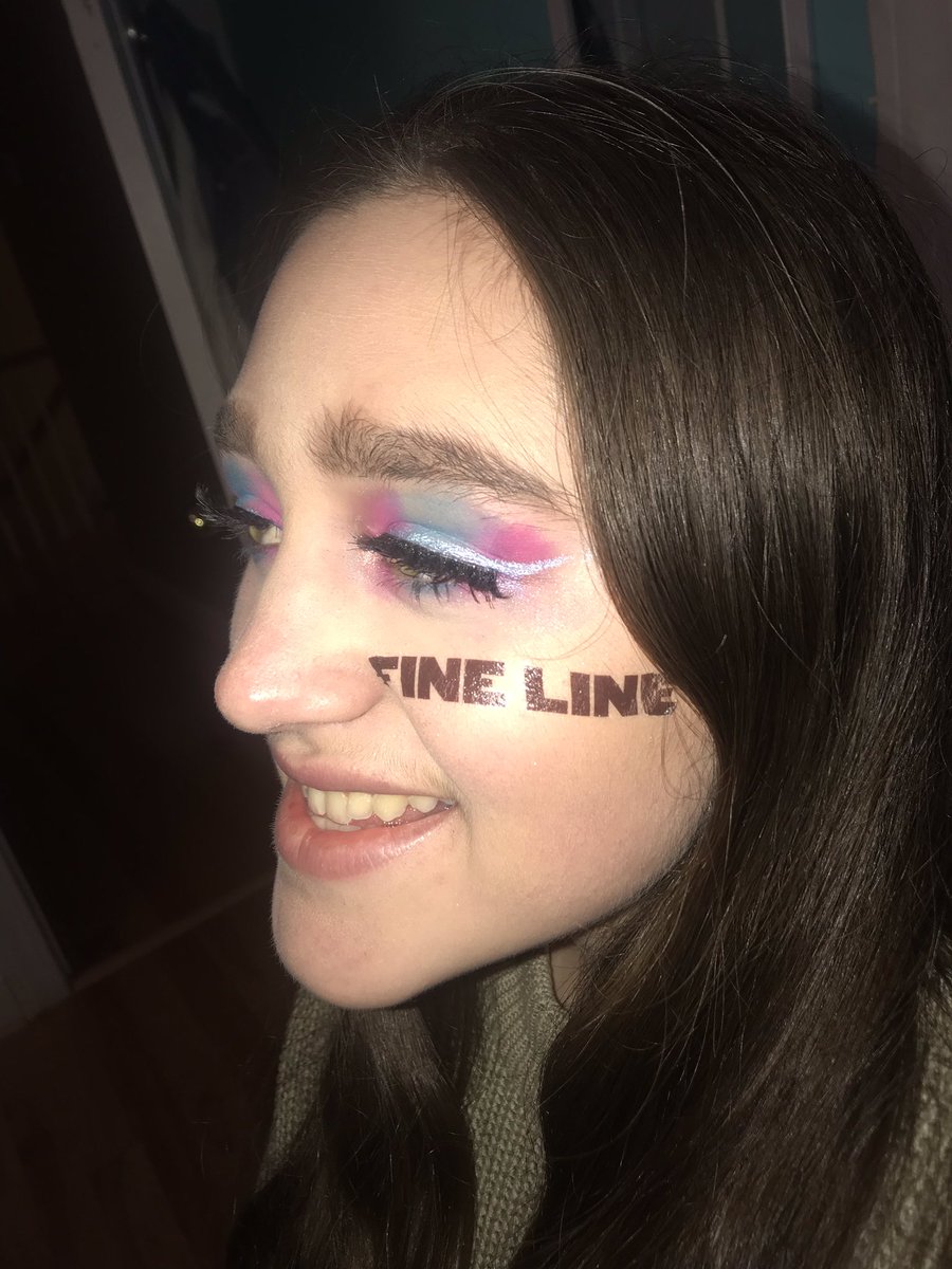 everhsinceny's tweet photo. fine line makeup look @Harry_Styles (HSLOT inspo🥰 by @siredgolbach ) https://t.co/SuZKzBsZvZ