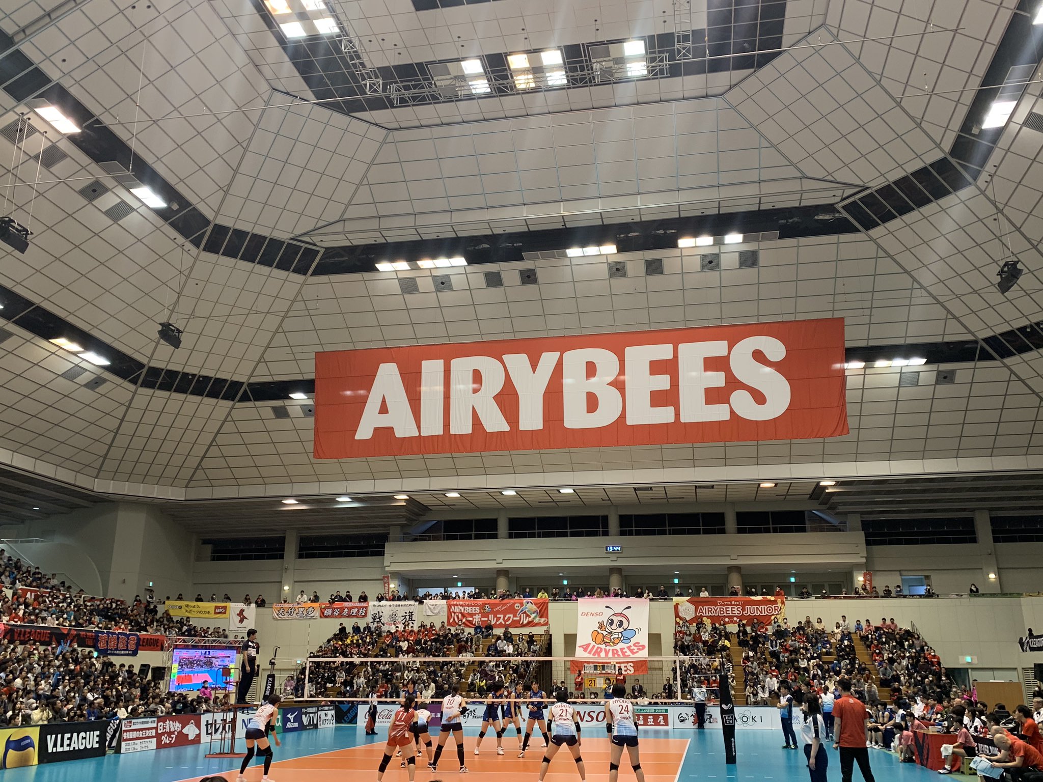 デンソーエアリービーズ Denso デンソー Vs 岡山 1 25 27 2 22 25 3 22 25 Vリーグ Vleague 岡崎中央総合公園総合体育館 ホームゲーム エアリービーズ試合速報 デンソーエアリービーズ T Co Wixlif3y Twitter