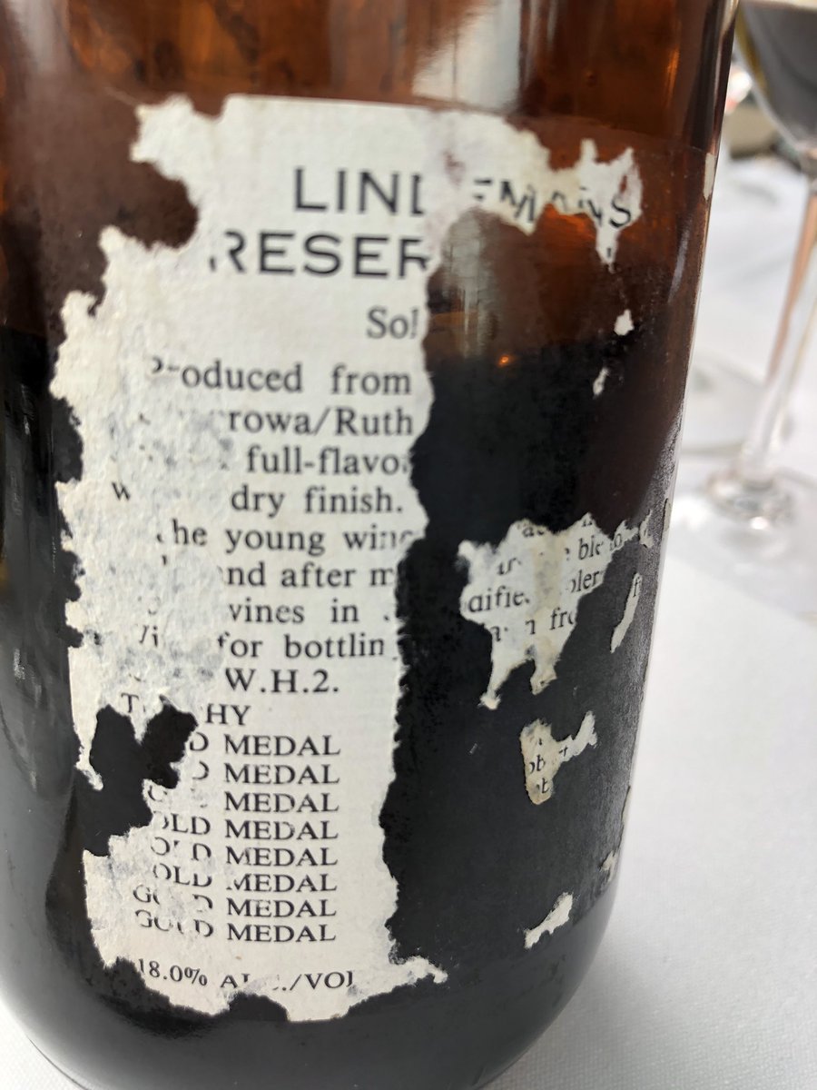 SparklingGT's tweet photo. Someone tell me about this? @lindemanswines #WH2 https://t.co/oAl3tbcoFD