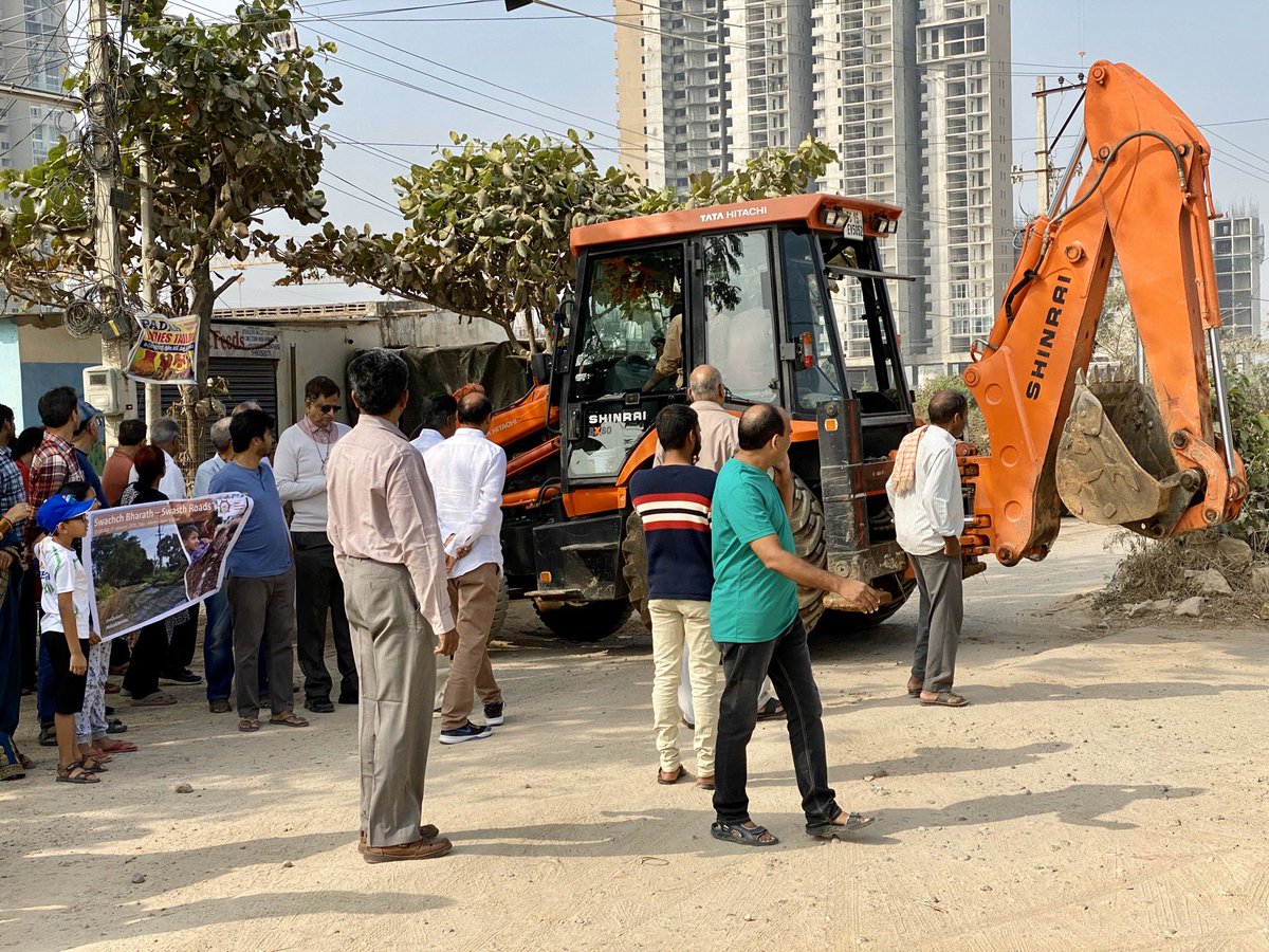 tvohra's tweet photo. @Dumberdol @CitizensForHyd We have to improve this situation. It has been terrible for so long https://t.co/8EWMUfXfYW