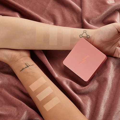 Girlsmaterial_'s tweet image. โปรด่วน ปิดรับวันนี้2ทุ่ม💥

Sale60% #Ponyeffect Coverstay Cusion Foundation +refill มี 3เฉด

🍑ลดเหลือ 530฿

📮ค่าส่งreg35|ems55
#พรีออเดอร์เกาหลี #พรีออเดอร์ #ชี้เป้าโปรถูก #คูชั่น #พรีเกาหลี