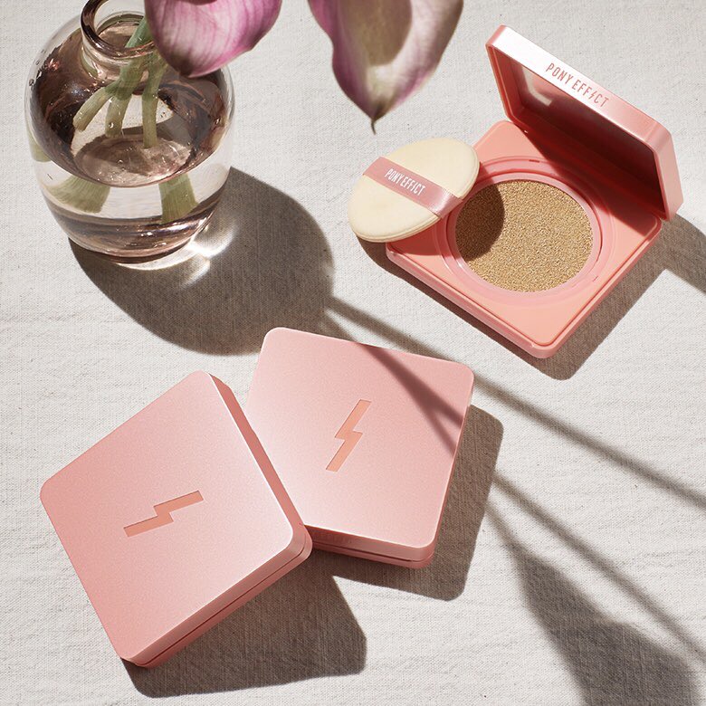 Girlsmaterial_'s tweet image. โปรด่วน ปิดรับวันนี้2ทุ่ม💥

Sale60% #Ponyeffect Coverstay Cusion Foundation +refill มี 3เฉด

🍑ลดเหลือ 530฿

📮ค่าส่งreg35|ems55
#พรีออเดอร์เกาหลี #พรีออเดอร์ #ชี้เป้าโปรถูก #คูชั่น #พรีเกาหลี