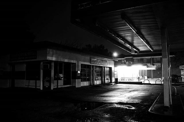 riverkentucky's tweet photo. .
.
.
.
#lightdark #patterns #exhausted #blackandwhite #bnw #blackandwhitephotography #blackandwhite_photos #canonusa #mono #monochrome #mental #mentalhealth #onground #dowhatyoulove #Instadaily #InstaPhoto #ig #raleighnc #downtownraleigh #newpic #laying… https://t.co/a1S33T5Pv1 https://t.co/yoZ0n7M5Vq