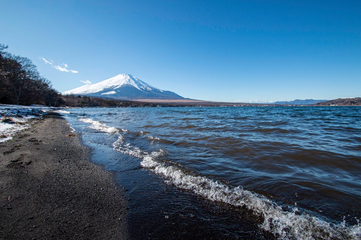 ট ইট র 山中湖 インターリゾート東屋 イマフジ 山中湖 富士山 朝から冬晴れ ダイヤモンド富士 撮影場所は花の都公園駐車場付近 山中湖観光 山中湖遊ぶ 富士山撮影 Fujisan Mtfuji インターリゾート東屋 山中湖 富士山を見るなら山中湖 雪化粧