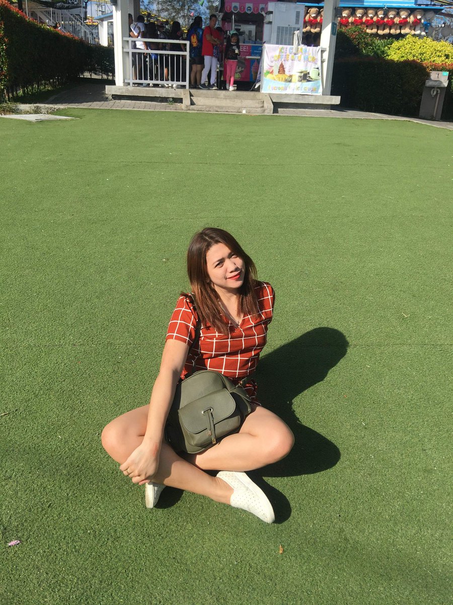 Sherlamaine's tweet photo. Sky Ranch ♥ https://t.co/Yjs8zFIwQR