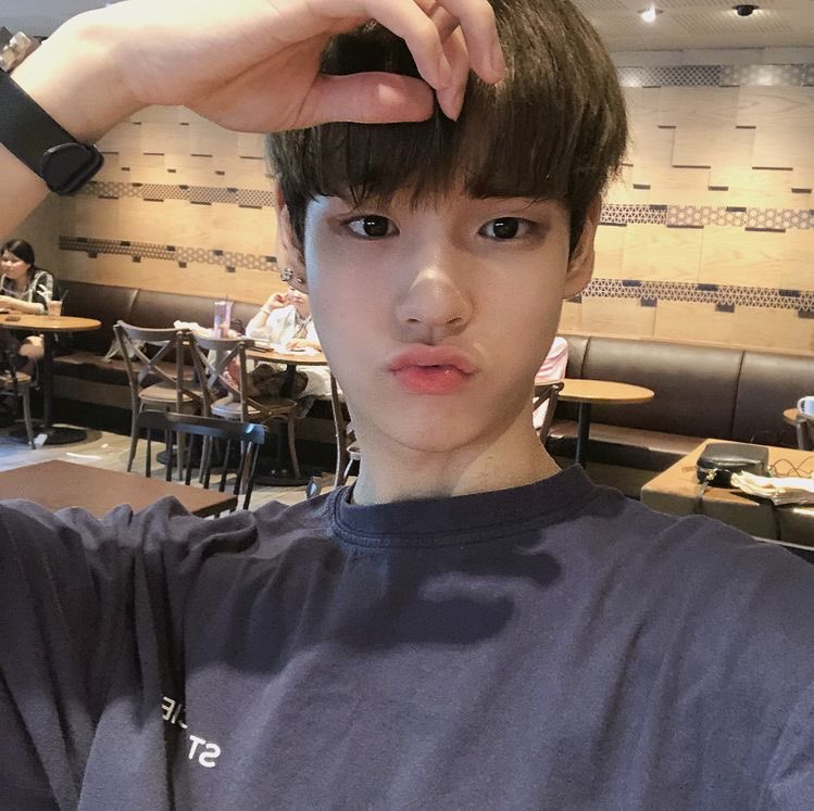 𝙡𝙞𝙜𝙝𝙩.𝙩 tweet media