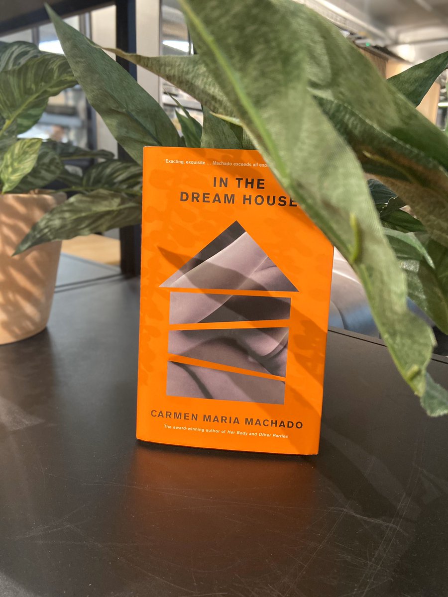 Book 1: In the Dream House by  @carmenmmachado I am undone by this book. This memoir -cum- archival work sees Machado narrate her experiences in an abusive same-sex relationship. The writing is brillant, visceral at times and tender when it needs to be.Wow. READ THIS BOOK!