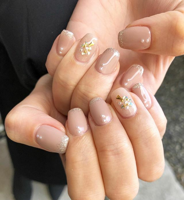 大人上品ネイル