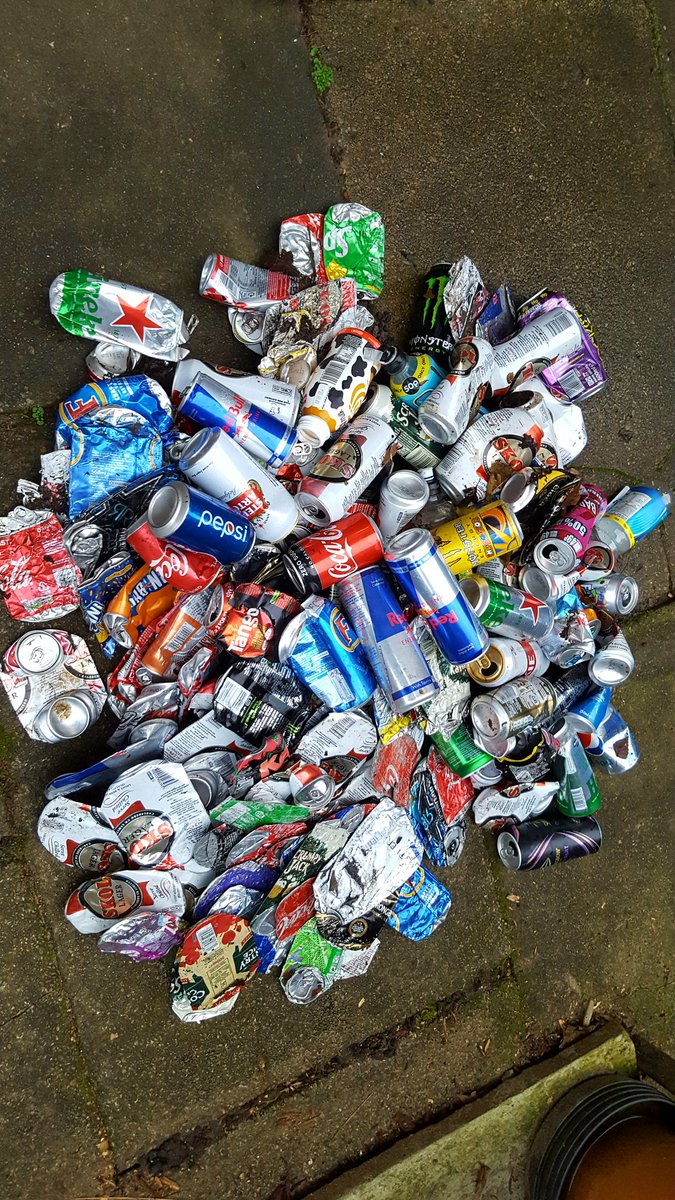 @WarringtonBC Over 4 days ive amassed this lovely haul from the Padgate/Orford area and there's still loads of litter. Why is WBC not doing this? Or are you content to have paths clogged up with rubbish? #litter #littering #trashtag #plasticpollution #cleanuptheworld