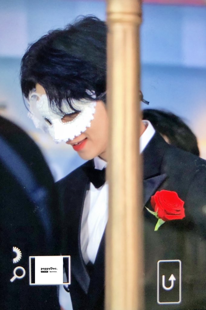 _poppyDec's tweet photo. #조슈아 #JOSHUA #세븐틴
🌹🎭 https://t.co/aL8kobX3ez