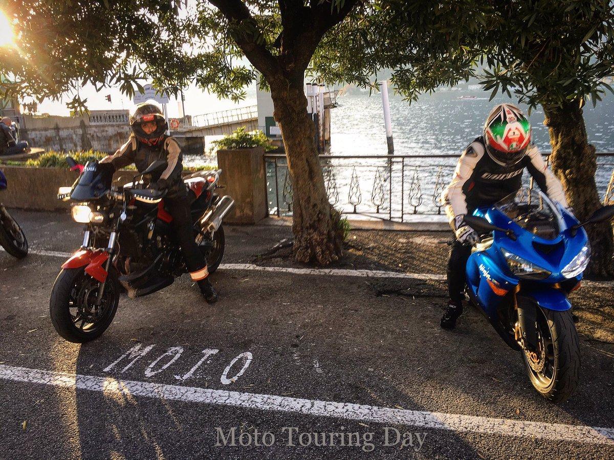 MotoTouringDay's tweet photo. Insieme in sella 🏍✌🏼🏍✌🏼😎
#mototouringday #insella #parcheggiomoto #Bellagio #motolago #panorama_photo #pic #travel https://t.co/rhXU5o1f2h