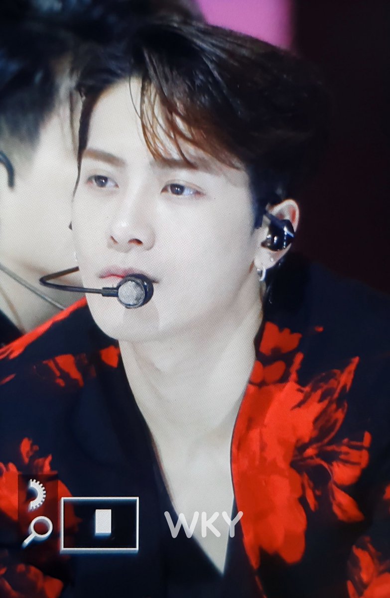 328ways_'s tweet photo. 200105 GDA
#jackson #jacksonwang #王嘉爾 #왕잭슨
#got7 #갓세븐 https://t.co/a86e9Rh7hB