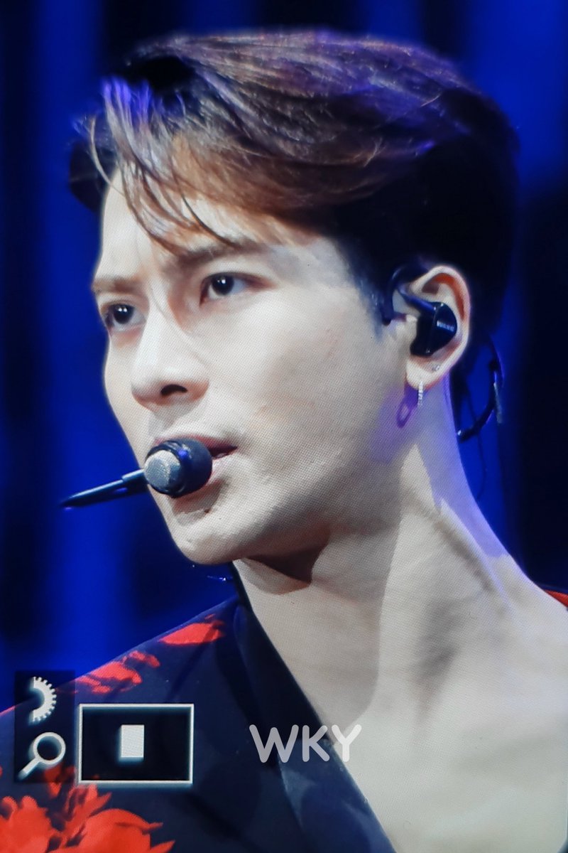 328ways_'s tweet photo. 200105 GDA
#jackson #jacksonwang #王嘉爾 #왕잭슨
#got7  #갓세븐 https://t.co/tkW8y1LBr0