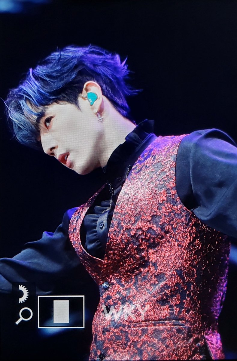 328ways_'s tweet photo. 200105 GDA
#mark #marktuan #段宜恩 #마크
#got7  #갓세븐 https://t.co/SHS8GgkCBu