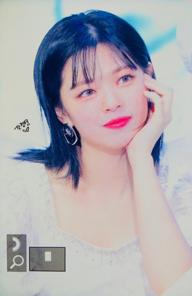 jy11010216's tweet photo. 200104 골든디스크 2일차 프리뷰

오 나의 천사님 💚

#정연 #JEONGYEON #ジョンヨン #トゥワイス #트와이스  #TWICE https://t.co/QNaFK8aYry