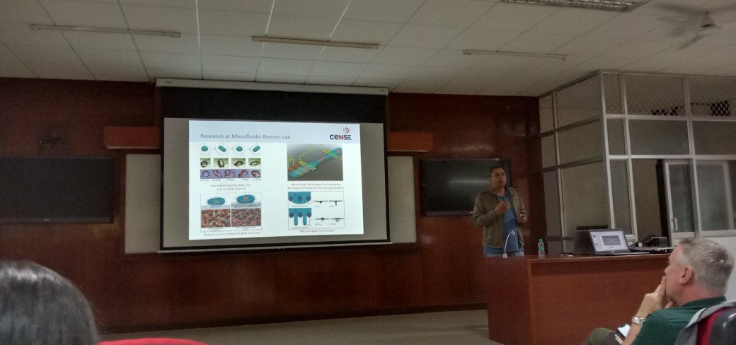 A smorgasbord of microfluidics tools to image sort and mechanically study cells n clusters by Prosenjit Sen from CeNSE @iiscbangalore. #phenotypicheterogeneity #physicsofcancer