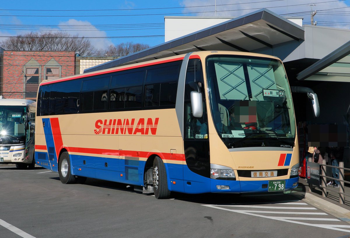 むすまる 01 05 新宿 伊那駒ヶ根線 新宿行き Sn3614便 1号車 信南交通918号車 Qrg Ru1asca 2号車 信南交通798号車 Lkg Ms96vp 3号車 伊那バス212号車 Pkg Ru1esaa 1号車は大鹿歌舞伎号 2号車はミリ波レーダーが後付けされた車両 3号車