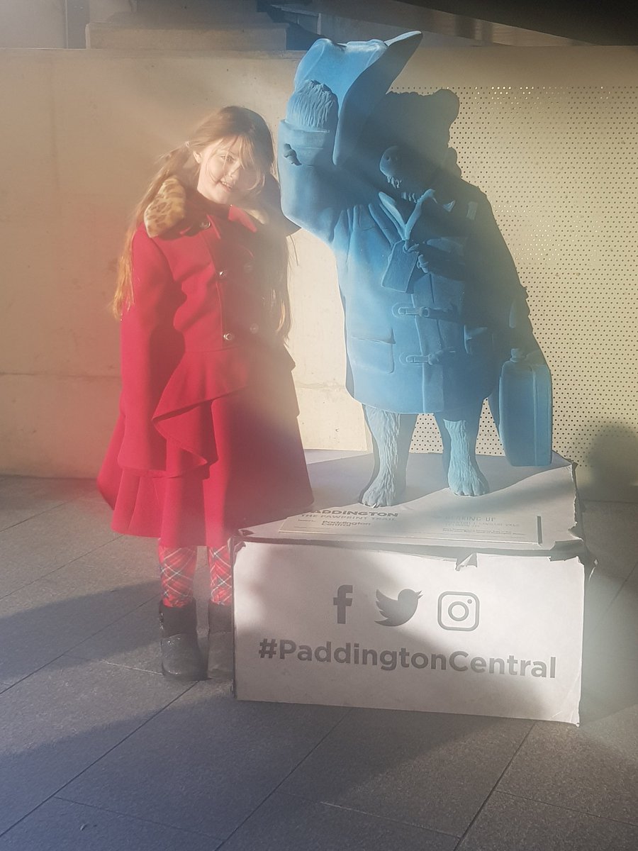 vraygilbert's tweet photo. #PaddingtonBear #Trail #PaddingtonStation #London.  We did not complete the whole trail but will continue next time we are in London.  #Londononabudget #familytime https://t.co/4s0PdBxnY1