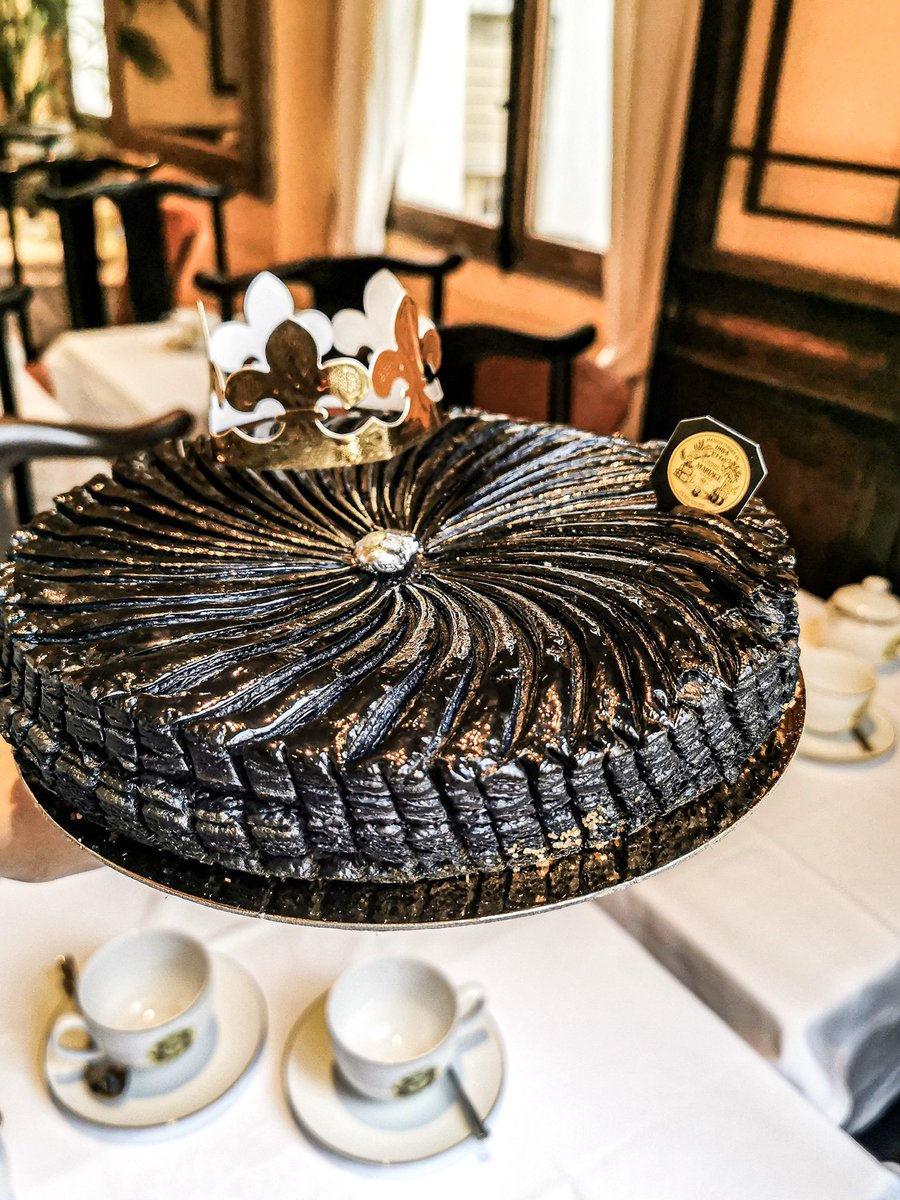 sortirapariscom's tweet image. Et si on optait pour une #galettedesrois originale cette année ? Vous choisissez laquelle ?

Par ici notre top 👉 bit.ly/39Iakph

@FAUCHON_Paris @CafePouchkine #roi #rois #galette #patisserie #sortirparis #Epiphanie