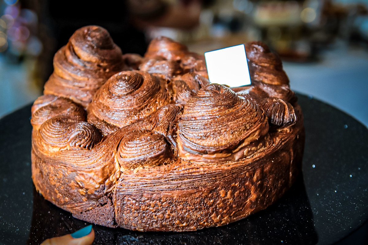 sortirapariscom's tweet image. Et si on optait pour une #galettedesrois originale cette année ? Vous choisissez laquelle ?

Par ici notre top 👉 bit.ly/39Iakph

@FAUCHON_Paris @CafePouchkine #roi #rois #galette #patisserie #sortirparis #Epiphanie