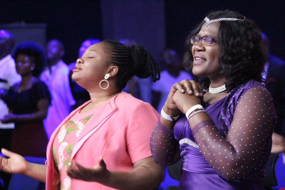 OfmPretoria's tweet photo. Special Praise and Worship Ministration by Lighthouse Choir.

"You Are Jehovah
You're the Mighty Man in battle
You Are Jehovah
You're the Mighty Man of War
You Are Jehovah"

#CelebrationSundayService
#Praise #Worship
#TonyCeemony
#AbigailCeemony
@ceemonytony https://t.co/rrA3mASwx8