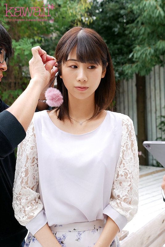 一劍浣春秋on Twitter 拷貝名主播加藤綾子的dna 加藤いおり一出道就哭了 是的 這一行不只主播多 還有主播的明星臉 雖然我想看到的是房業涵的明星臉 不過能拷貝魔性の女加藤綾子也不錯 只是這位加藤いおり一踏進片場 看到男優脫褲子竟然就哭了 T Co