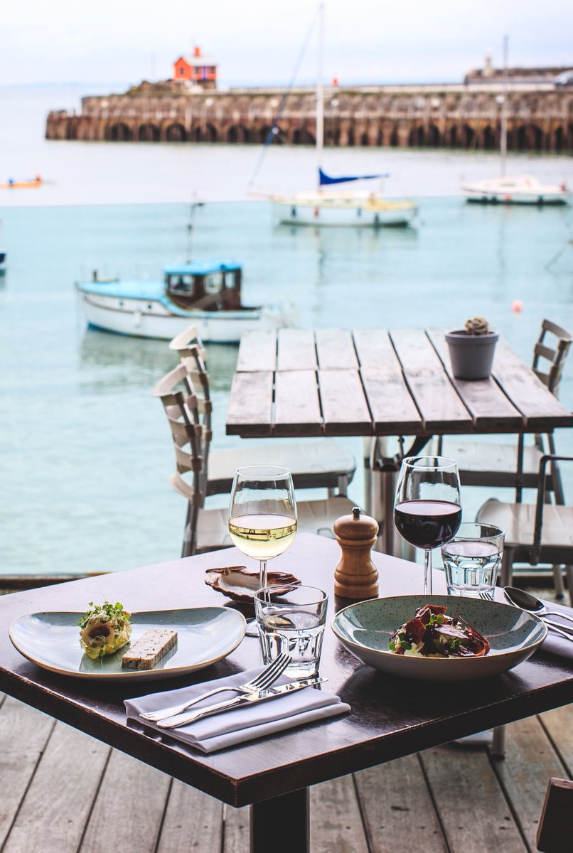 Follow up on our great offers including:
TUESDAY - FRIDAY
MIDWEEK SPECIAL
Includes 3 courses, 
a glass of fizz on arrival, plus tea or coffee.
TUESDAY - FRIDAY (Lunch)
TUESDAY - THURSDAY (Dinner)
£20Lunch
£25Dinner
Must be booked in advance. 
rocksaltfolkestone.co.uk/whats-on