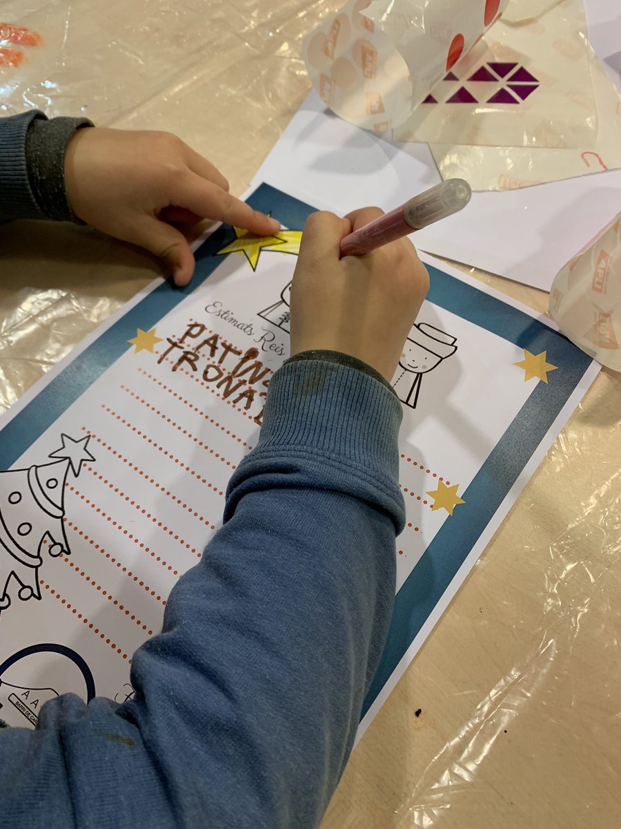 Poquetes hores perquè arribin els reis Mags d’Orient a Mira-sol i des de l’associació volem agrair la participació d’enguany que ha sigut tot un èxit amb més de 300 gots de xocolata <a href="/ajsantcugat/">Aj. Sant Cugat</a> @bibliotequesstc <a href="/mireiaingla/">Mireia Ingla Mas</a> <a href="/pgorina1/">Pilar Gorina,</a> <a href="/totsantcugat/">TOT Sant Cugat</a> <a href="/cugatmedia/">Cugat Mèdia</a>