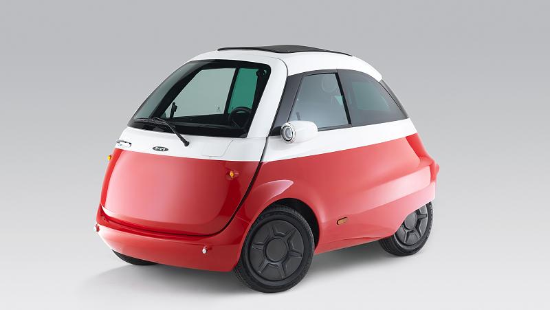 WolfgangKutzner's tweet photo. Die Isetta als Elektro-Neuauflage - Höchstgeschwindigkeit: 90 km/h.  #Microlino #Isetta #Elektroauto #MicroMobilitySystems https://t.co/AzvLxr86Go https://t.co/Y0wzxW0M4D