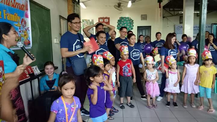 PAOFIPayatas's tweet photo. Christmas Party Sponsored by MERZ
#Paofi
#PaofiFeeding
#ChristmasParty
#MERZ
#Payatas https://t.co/OknBsGciJH