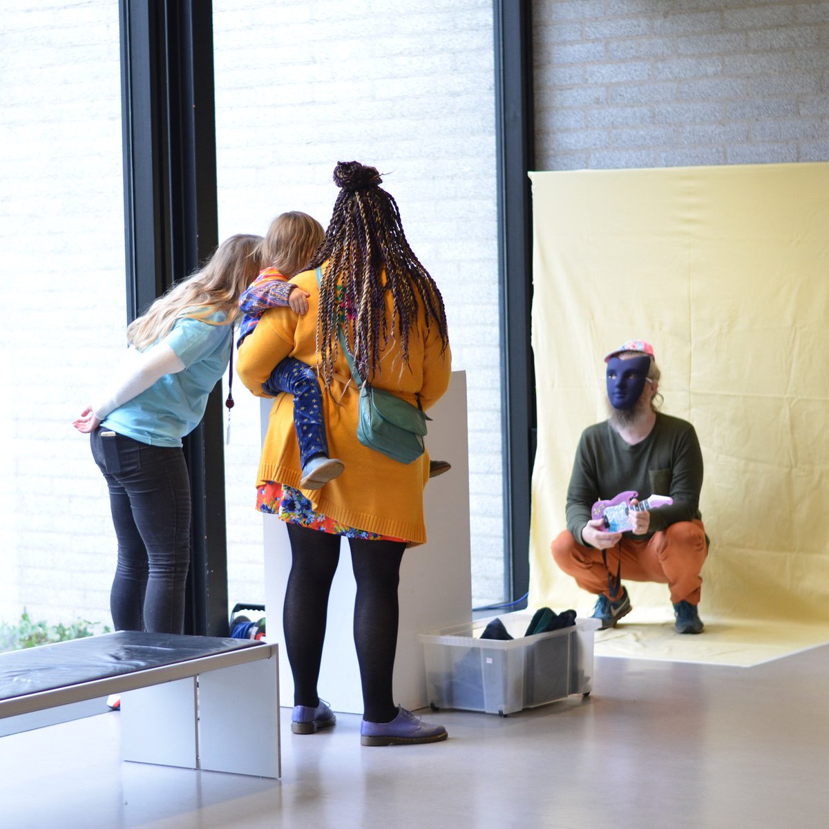 De #MuseumTakeOver is in volle gang. Kom met je familie naar dit gezellige evenement vol verrassende activiteiten voor jong en oud! De Take Over duurt tot 16.00 uur vanmiddag. Volg onze Instastories voor updates! krollermuller.nl/museum-take-ov…